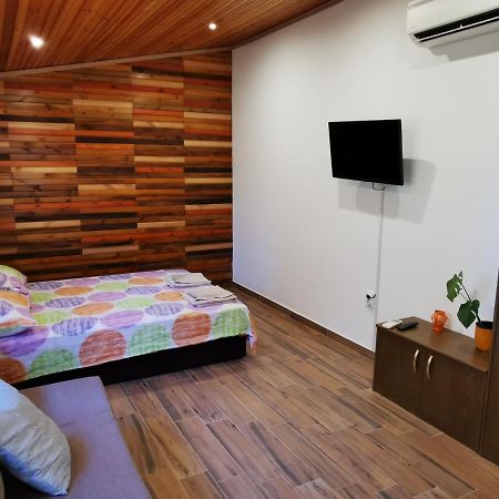 Apartment Kika Ližnjan Buitenkant foto