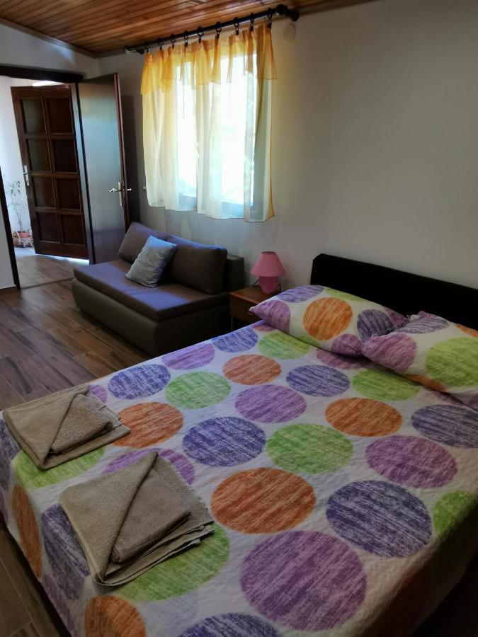 Apartment Kika Ližnjan Buitenkant foto